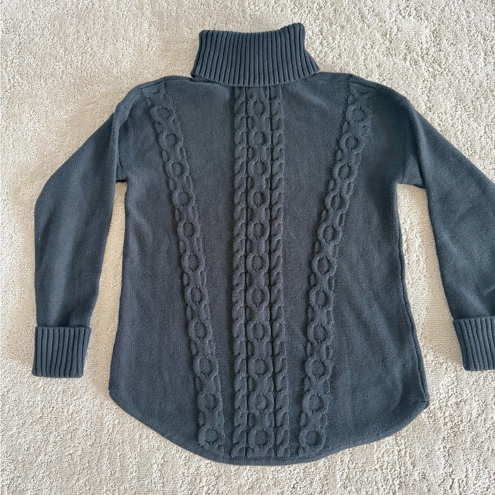 NWT black cable knit turtleneck sweater with chunky textured knit Size Medium